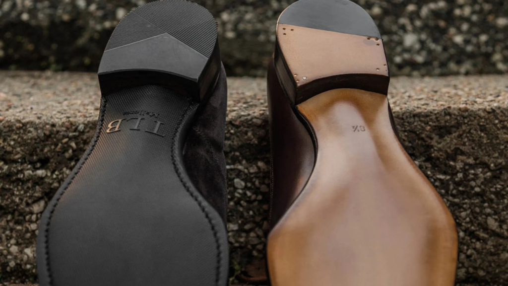 Giày đế phíp là gì? Ưu điểm của các loại giày đế phíp gỗ?