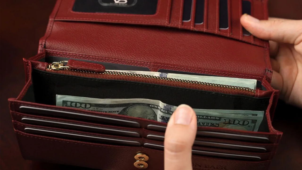 Các loại ví da clutch phổ biến hiện nay