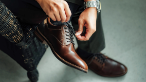 Giày da nam đẹp cần những tiêu chí nào? Bí quyết chọn đôi giày vừa sang vừa bền
